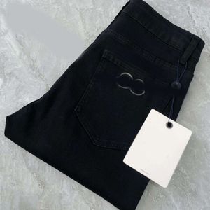 Mode casual heren designer luxe Chaopai gemaskerde slim-fit geborduurde jeans, hoge editie zwarte losse casual broek met rechte pijpen, alles-in-één high-end herenbroek