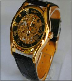 Fashion Casual Mens Gold Black Skeleton Hand Wind Mechanical Watch Brand Men039 Manuel Robe analogique Montreuses de bracelet4724341
