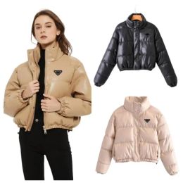 Fashion Cound Color Couleur des vestes en cuir PU pour femmes Marque de créateurs de luxe Ladies Breft Coat Automne et hiver chauds courts d'extérieur