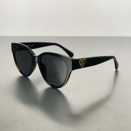 Moda CH top gafas de sol nuevo CH5477 tablero en forma de corazón mariposa ojo de gato para mujer Protección UV y protección solar con caja original Versión correcta de alta calidad
