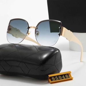 Mode ch top lunettes de soleil à l'étranger Nouvelles lunettes de soleil pour hommes et femmes rondes classiques de voyage de voyage P95046 avec boîte d'origine version correcte de haute qualité