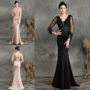 Fashion Champagne Black Evening Mother of the Bride Groom -jurken met 3 4 lange illusie kanten mouwen kralen v nek zeemeermin satin261i