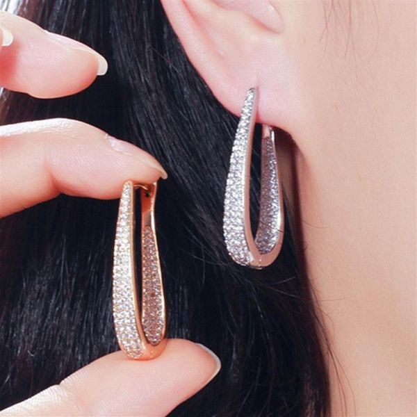Mode Charm Hoop U boucles d'oreilles design bijoux sud-américain blanc rose AAA cubique zircone cuivre 18 carats or argent diamant boucle d'oreille253j