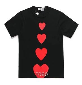 Fashion Charm Play Brand T-shirts pour hommes Nouveaux hommes Femmes Designer de luxe Amri T-shirt Mode Hommes Casual Tshirt Homme Vêtements Petit Coeur Rouge Chuan Kubao Ling