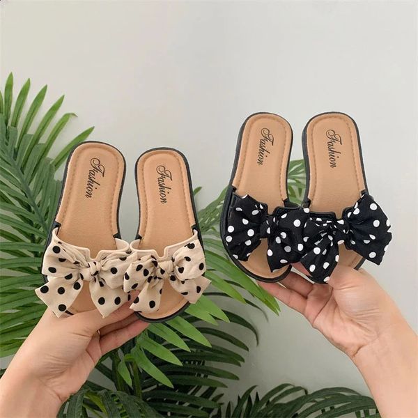 Fashion Children's Summer Slippers Footwear Footwear Enfants Fashion Bowknot Slippers Slippers Enfants Soft Sole Beach Chaussures 240328