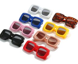 Mode Kinderen vierkante zonnebril zomer kids zachte luchtkussen frame brillen INS meisjes jongens uv-bescherming strand zonnebril adumbral Z0224