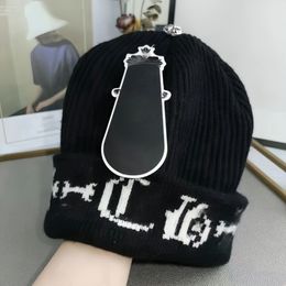 Gorro tejido con letras cruzadas de diseño a la moda, gorro cálido de otoño e invierno para hombre y mujer de alta calidad