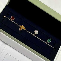 Fashion classique fanjia chanceux bracelet flore femelle femelle rose or love papillon chaos bracelet fleur jade moelle fritillaria bracelet