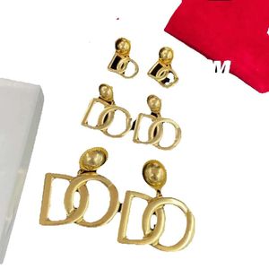 Mode classique lettre d'or Dangle lustre pendentif boucles d'oreilles femmes marque Designer simplicité bijoux 2.3.4 CM en option de haute qualité avec boîte