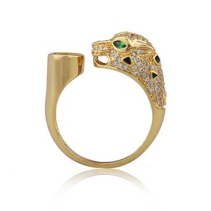 Fashion Classic Leopard Head Opening Copper Zirkon Gold Ring Green Eyes European Dubai Banquet Gift240412