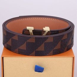 Moda uomo classico Designer Cintura Donna Uomo Casual Lettera Cinture con fibbia liscia Larghezza 3,8 cm Con scatola D5636