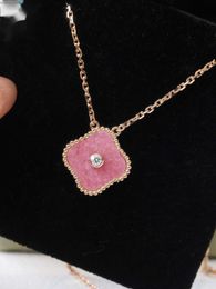 Collier classique de mode bijoux 4 charme de trèfle à quatre feuilles couleur rose avec diamants colliers de bijoux de créateur pour femmes collier de chance de Noël