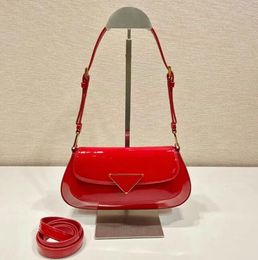 Moda clásica joyería de lujo de alta calidad Diseñador Bolso de mujer Hombro Bolsos cruzados de cuero brillante Bolso para mujer Baguette Rojo Negro Blanco Bolsos pequeños