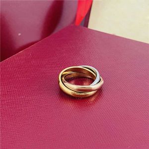Fashion Classic Trinity Three Ring Wedding Ring Dames roestvrijstalen sieraden 3 kleuren rollende luxe bandringen ontwerpers maat 5-11