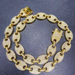Collier cubain de nez de cochon de grain de café de mode plein de collier de cristal de diamant accessoires Hip Hop pour hommes et femmes 230628