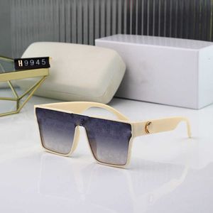Mode cool fend lettre F lunettes de soleil fonds 2023 nouvelles lunettes de soleil femmes outre-mer carré foncé imprimé plat