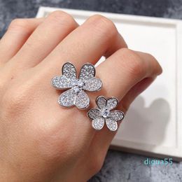 Fashion Verkoperd Glanzende Klaver Open Dubbele Bloem Ring Vrouwen Rose Goud Roestvrij Stalen Ringen Voor Party Gift Sieraden voor women257b