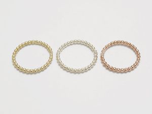 Anillos de círculo corrugado de moda, el diseño de anillos simples para mujer Anillo de cuentas de onda chapado en plata