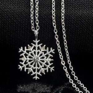 Collier avec pendentif flocon de neige et fleur en cristal Zircon pour femmes, pull de luxe, joli bijoux de fête, cadeau de noël