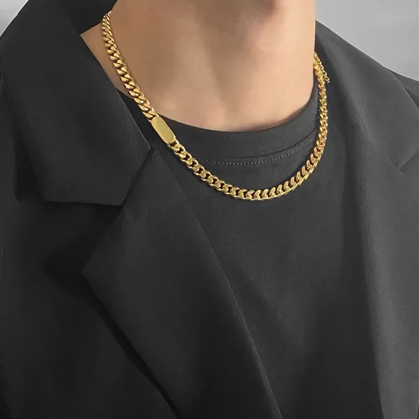 Collares de oro Cadena cubana de moda simple versátil hombres y mujeres collar de hip hop collar de acero de titanio cadena colgante accesorios de joyería nunca se desvanecen