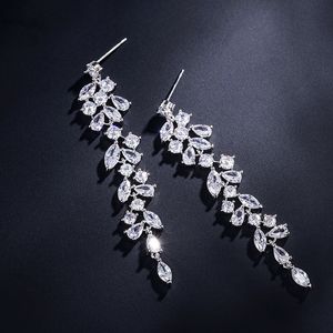 Boucles d'oreilles en forme de feuille de zircone cubique pour femmes élégantes, bijoux de mariage en cristal CZ avec pampilles longues