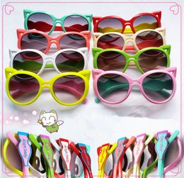 Lunettes de soleil yeux de chat mignonnes à la mode, lunettes de soleil de protection pour enfants, lunettes de soleil pour filles et garçons, accessoires de plage en plein air