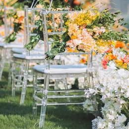 Decoración de moda Banquete Hotel Evento Boda Apilamiento al aire libre Silla de comedor transparente Tiffany Cristal acrílico transparente Sillas Chiavari 537