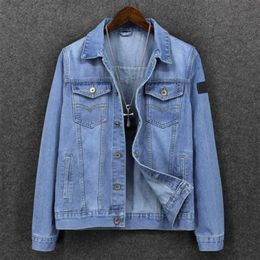 Mode denim manteau hommes printemps automne décontracté bleu clair hommes 2023 nouveau banlieue grande taille haut à la mode luxe manteau pierre d'âge moyen 256O