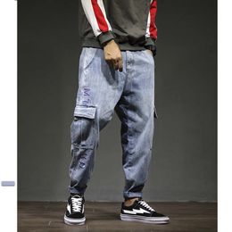 Fashion Denim Men Vêtements Streetwear japonais Hip Hop Harem Jeans Pantalon de cargais
