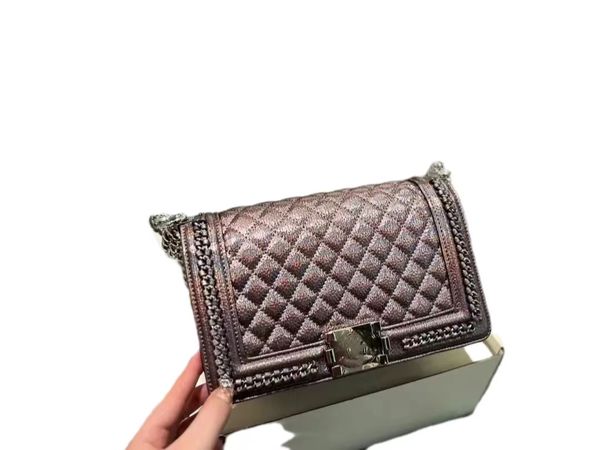 Bolso de diseño de moda Bolso de lujo Bolso de mamá caliente tejido clásico para mujer Cadena de hardware chapada en oro original Bolso cruzado súper todo en uno elegante y exquisito