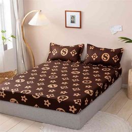 Design de mode Drap de lit Tendance Ménage Matelas Protecteur Couverture anti-poussière Couvre-lit antidérapant avec taie d'oreiller Literie Top F0087 210706