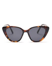 Diseño de moda Gafas de sol cóncavas para mujeres 2022 Catwalk europeas y americanas Show retro UV400 MEN039S CAT GAJAS5733373