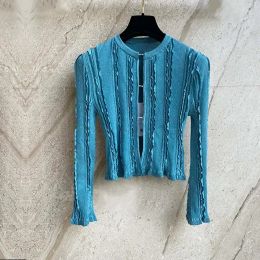 Cardigan court tricoté pour femmes, design à la mode, nouvelle collection printemps et automne 2023, barre verticale mince, bord champignon, hauts