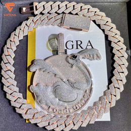 Collier avec pendentif en argent massif Gra Moissanite, 18mm 20mm de large, diamant glacé, chaîne à maillons cubains pour rappeur, Design à la mode