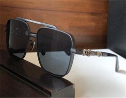 Lunettes de soleil de design de mode 8012 Frame de titane carré homme populaire et simple rétro polyvalent en plein air UV400 lunettes de protection8266212