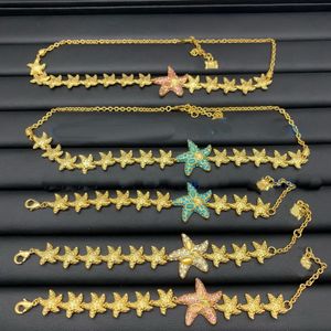 Diseño de moda Collares Pulsera Pendiente Estrella de mar Colgante Viaje por mar Estilo de vacaciones Banshee Medusa Cabeza Retrato 18K Chapado en oro Diseñador de joyas 05