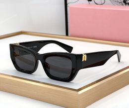 Des lunettes de soleil de créateur de mode 09ws pour femmes vintage élégante charmante rectangle en forme de lunettes acétate d'été Anti-ultraviolet