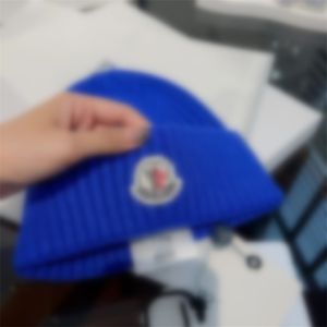 Créateur de mode 2023 Automne et hiver nouveau chapeau en laine tricotée chapeau en tricot de luxe T7