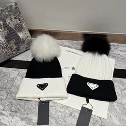 Diseñador de moda 2023 Otoño/Invierno tejidos nuevos gorro de lana gorro tejido de lujo gorro cálido con letras