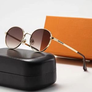 Modeontwerper metalen ovale zonnebril met klein frame voor mannen en vrouwen Hoge kwaliteit wilde buitenstraatfotografie Ronde zonnebril met doos Meerdere keuzes