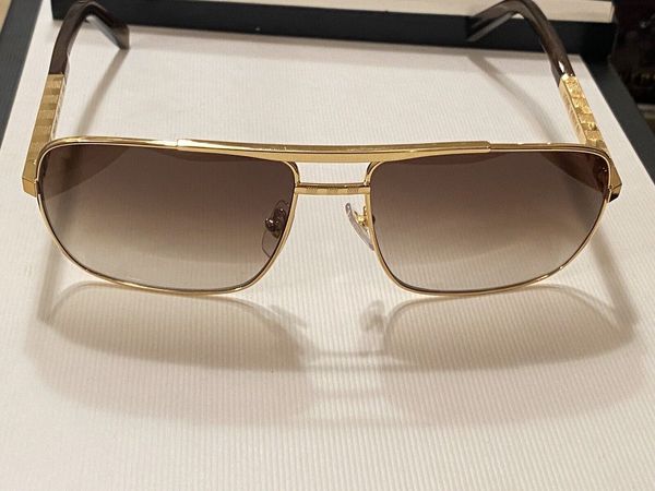 Actitud del diseñador de moda Gafas de sol Actitud de calidad superior Gafas de sol para hombres Marco de oro cuadrado de metal UV 400 Gafas para hombre Lente de sol UV400 Hecho en Italia Con caja