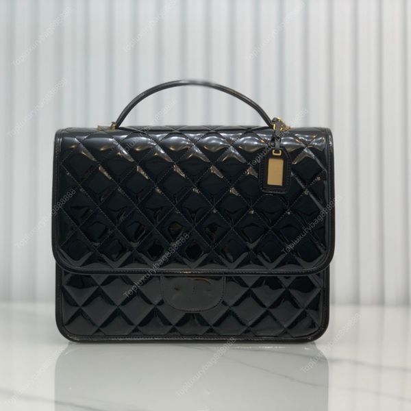 Sac de créateur de mode Sac à dos Style 22K Sac de messager Hommes 31CM Sac à dos d'école en cuir verni de vachette Diamond Lattice Cartables en cuir véritable Emballage de boîte-cadeau