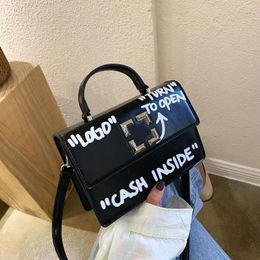 Modeontwerper tas dames handtas tote tas tas portemonnee klassieke graffiti pijl draagbare kleine vierkante tas luxe alles een schouder crossbody tas