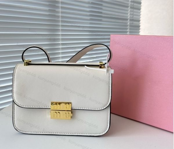 Bolsos de diseñador de moda mini bolsos UNDRARM wander HOBO Clutch Holding Handbar Shoulder Bag Luxury Retro wallet Leather Banquet tote Bolso de viaje