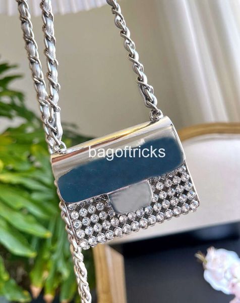 Bolsas de diseñador de moda Mujeres Mini Mini Homeo de Cristal Lady CC Flap Lipstick Cosmética Pequeño bolso de bolso de bolso de placa de plataforma de monedas de plata