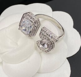 Fashion Designer Band Ringen Luxe Vrouwen Bruiloft Diamanten Ring Fijne Vinger paar anello Liefhebbers Geschenken Klassieke Kwaliteit Sieraden