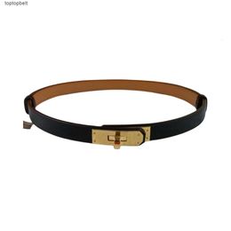 Cinturones de diseñador de moda para mujer, cinturón ajustable de 1,5 cm de ancho, faja dorada y plateada con caja, regalos de cupón 17180 10A