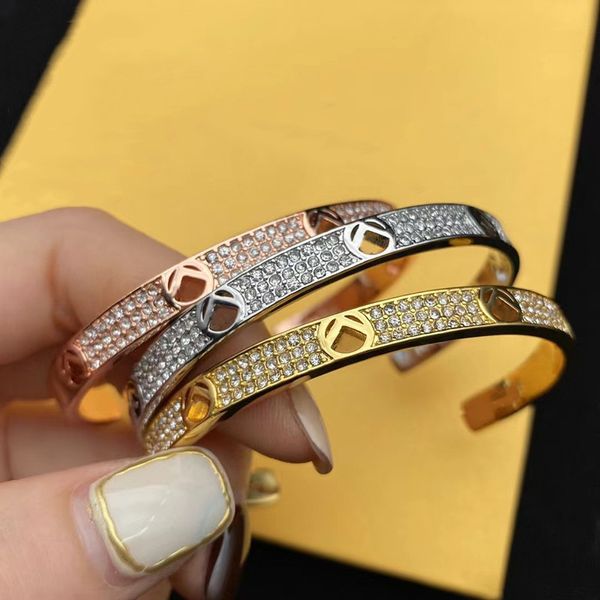 Bracelet de créateur de mode pour hommes femmes plein diamant lettres d'or F bracelets de manchette cadeaux femmes bracelets de luxe bracelets hip-hop bijoux cadeau de Thanksgiving