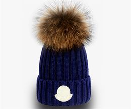 Diseñador de moda sombreros de marca Hombres y mujeres gorro otoño invierno gorro de punto térmico gorro de esquí Gorro de calavera de alta calidad Gorro cálido de lujo K-6