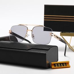 Diseñador de moda gafas de sol de marca doble haz cuadrado gafas de sol de montura completa patillas con incrustaciones de metal gafas de sol de lujo de perfil bajo para hombres protección UV